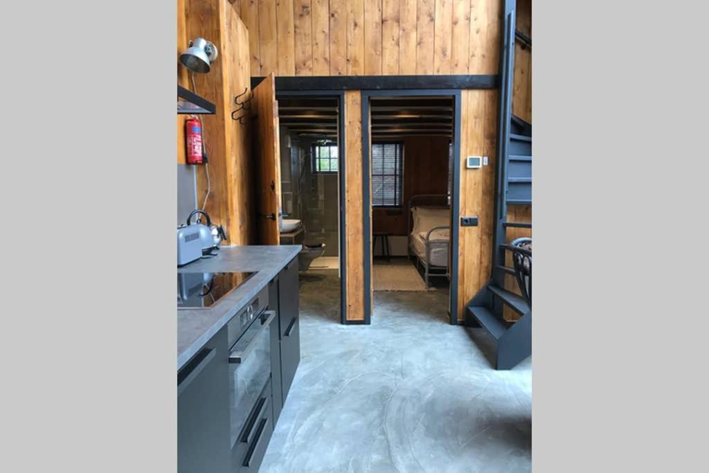 Uniek Houten Huis Nabij Bos En Plassen Hollandsche Rading ภายนอก รูปภาพ