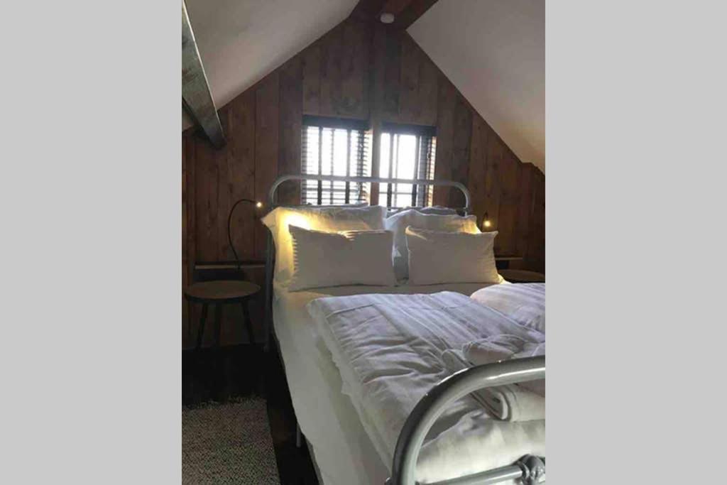 Uniek Houten Huis Nabij Bos En Plassen Hollandsche Rading ภายนอก รูปภาพ